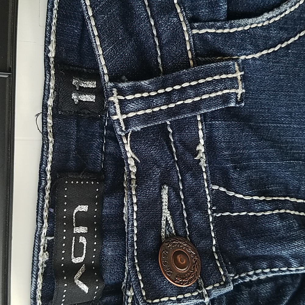 Jeans - Picture 2 of 11